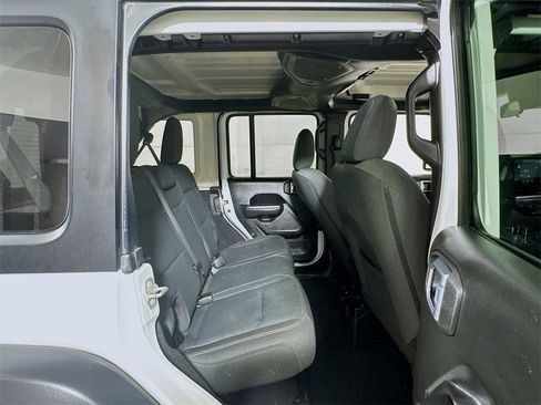 Used 2024 Jeep Wrangler Sport S image 23