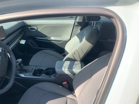 Used 2025 Kia K4 FWD image 9