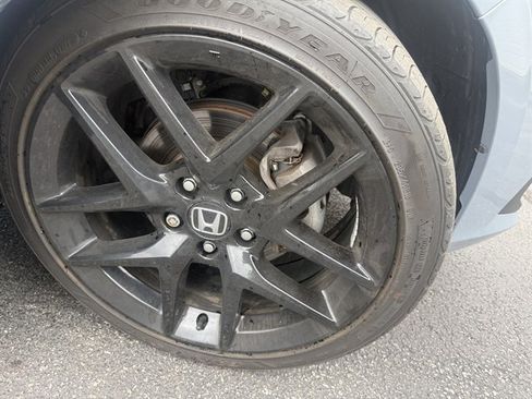 Used 2024 Honda Civic Sport image 6