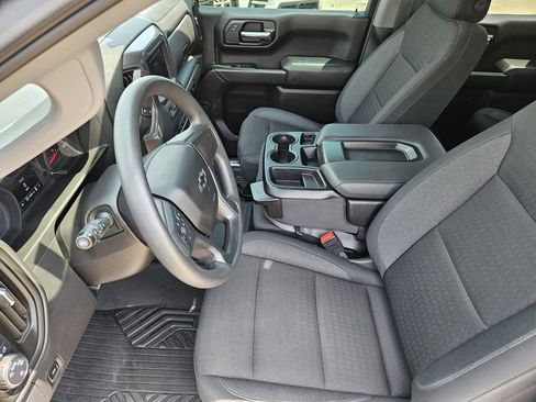 Used 2025 Chevrolet Silverado 1500 Custom Trail Boss w/ LPO, Dark Essentials Package AWD/4WD image 17