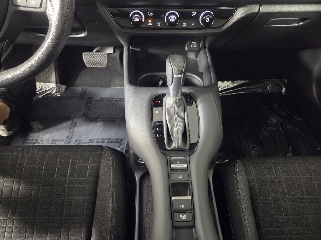 Used 2023 Honda HR-V LX image 34