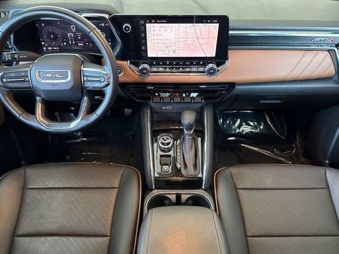 Used 2024 GMC Canyon AT4 w/ AT4 Premium Package image 15