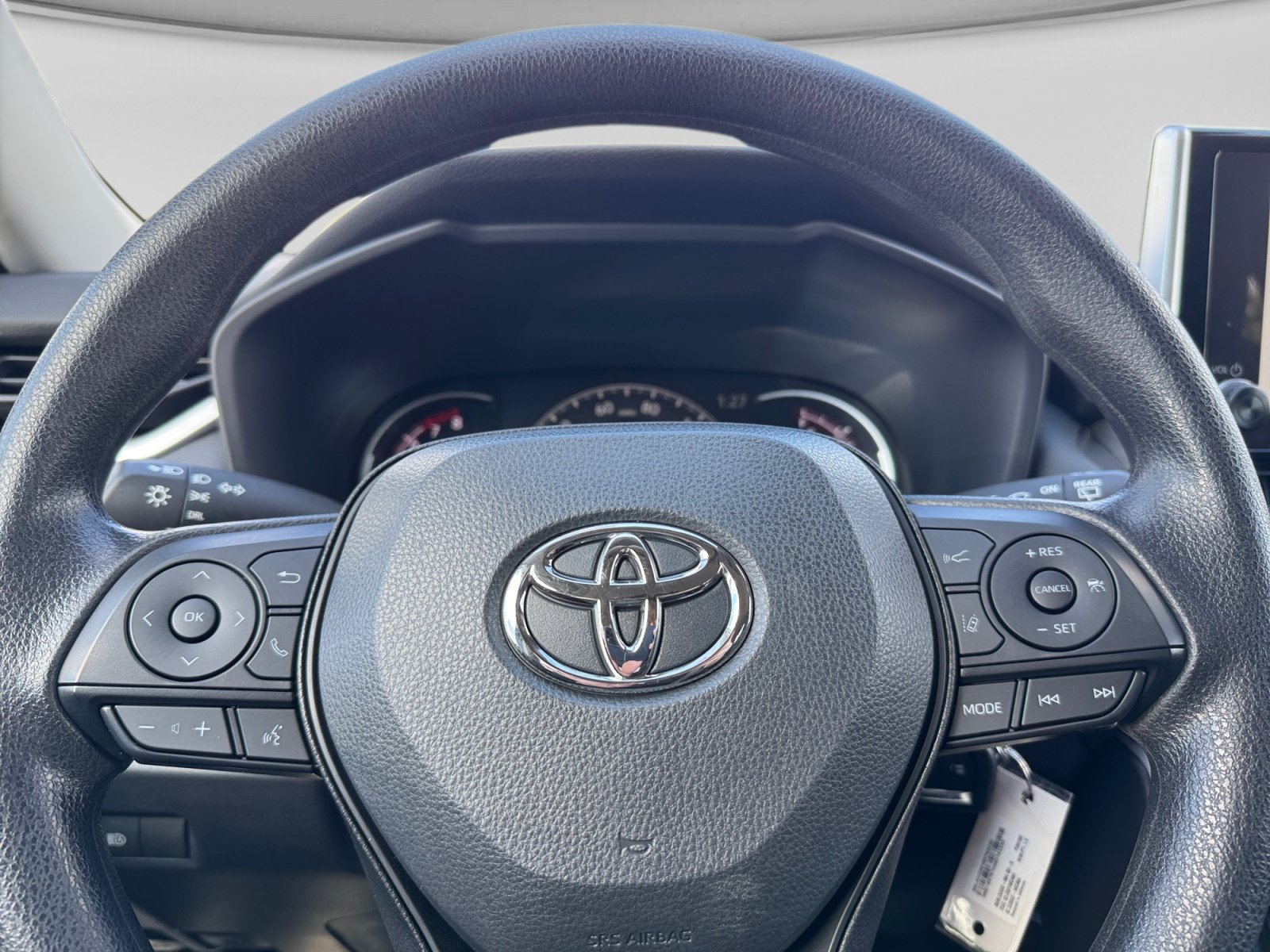 Used 2025 Toyota RAV4 LE FWD image 16