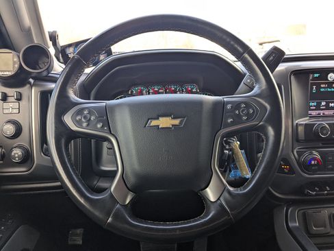 Used 2018 Chevrolet Silverado 2500 LTZ w/ Duramax Plus Package image 18