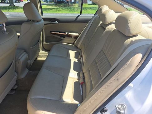 Used 2009 Honda Accord EX-L image 22