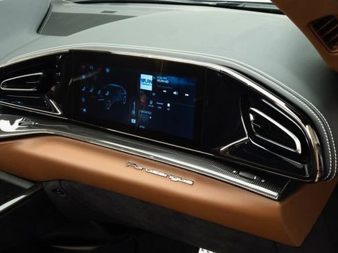 Used 2024 Ferrari Purosangue image 40