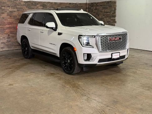 Used 2024 GMC Yukon Denali w/ Max Trailering Package AWD/4WD image 3