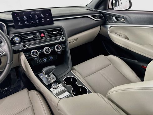 Used 2023 Genesis G70 2.0T RWD image 23