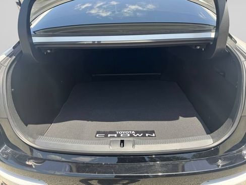 Certified 2024 Toyota Crown Platinum AWD/4WD image 15