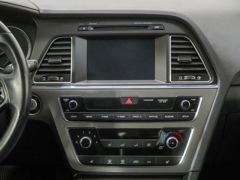 Used 2017 Hyundai Sonata Sport w/ Value Edition Package 02 image 26