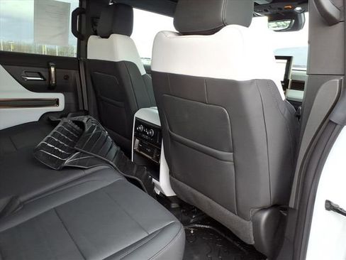 Used 2024 GMC Hummer EV 3X w/ Extreme Off-Road Package AWD/4WD image 26