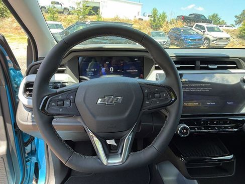 New 2027 Chevrolet Bolt LT w/ Comfort Package FWD image 18