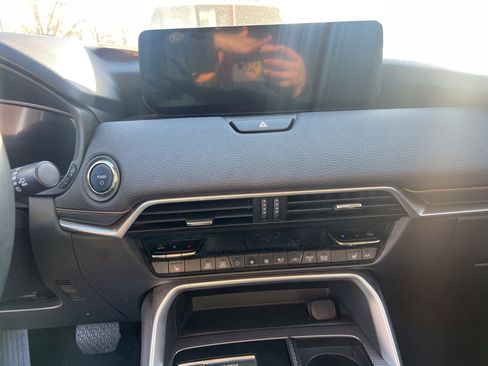 Used 2024 MAZDA CX-90 Plug-In Hybrid w/ Premium Pkg image 18