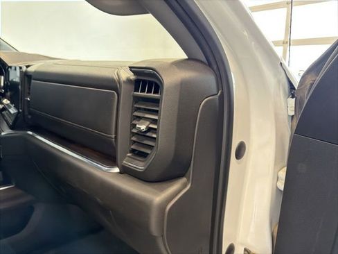 Used 2024 GMC Sierra 1500 SLT w/ SLT Premium Package image 38