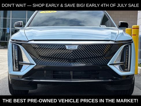 Used 2024 Cadillac Lyriq Luxury RWD image 9