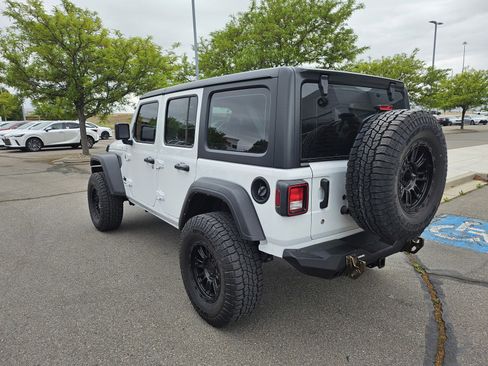 Used 2024 Jeep Wrangler Unlimited Sport AWD/4WD image 8