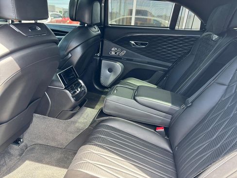 Used 2021 Bentley Flying Spur W12 AWD/4WD image 9