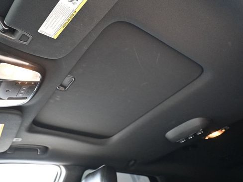 Used 2019 Dodge Durango R/T w/ Blacktop Package RWD image 25