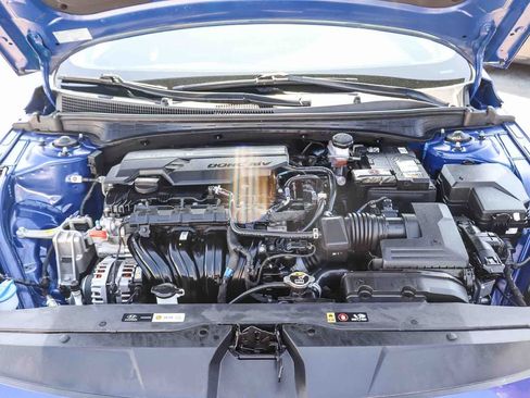 Certified 2023 Hyundai Elantra Limited w/ Cargo Package image 27