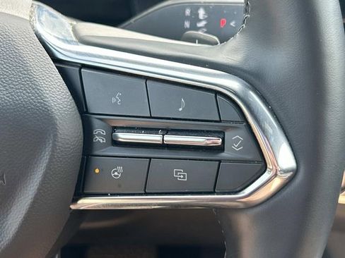 Used 2025 Chevrolet Equinox LT AWD/4WD image 29