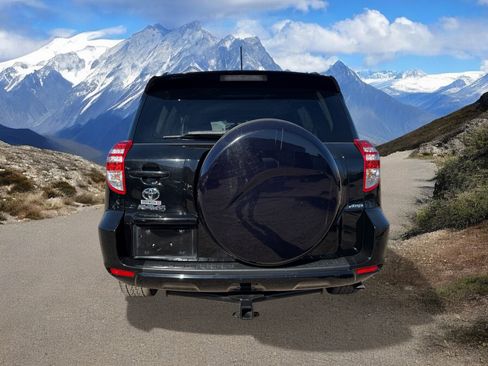 Used 2011 Toyota RAV4 Sport image 4