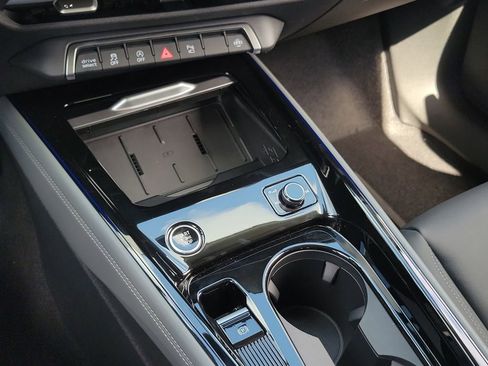 New 2026 Audi Q3 quattro 2.0T AWD/4WD image 14