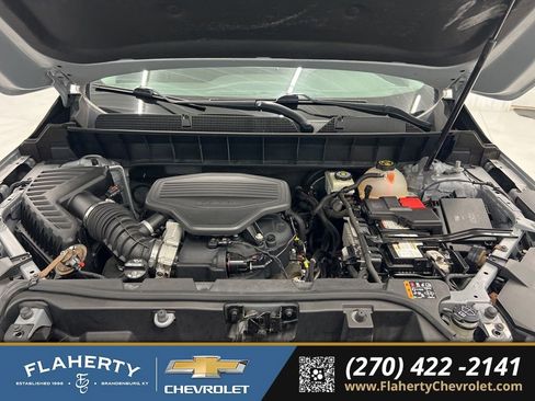 Used 2018 GMC Acadia SLE image 16