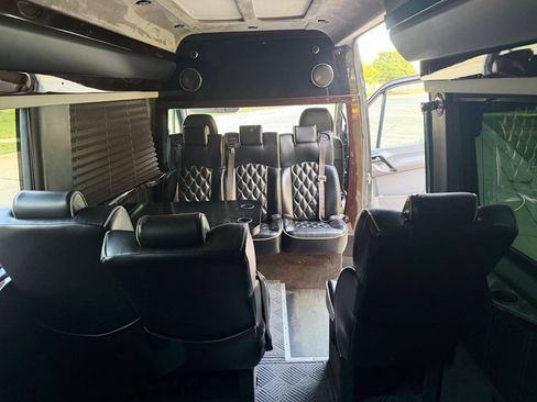 Used 2016 Mercedes-Benz Sprinter 3500 image 17