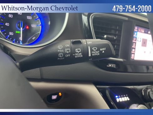 Used 2022 Chrysler Voyager LX image 19