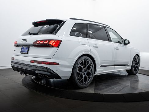 New 2026 Audi SQ7 Prestige image 4