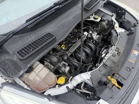 Used 2014 Ford Escape S image 39