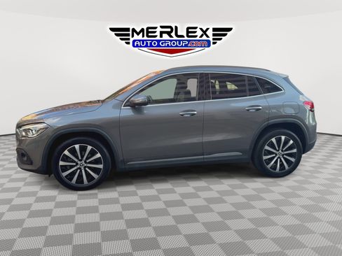 Used 2021 Mercedes-Benz GLA 250 4MATIC w/ Premium Package image 5