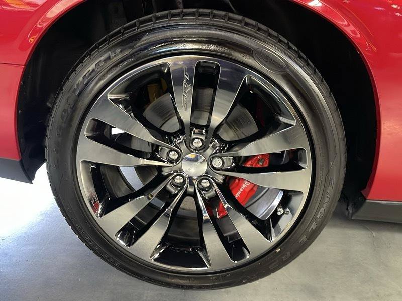 Used 2013 Dodge Challenger SRT8 w/ Harman Kardon Audio Group RWD image 18