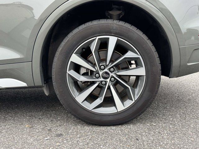 Used 2024 Audi Q5 2.0T Premium Plus AWD/4WD image 11