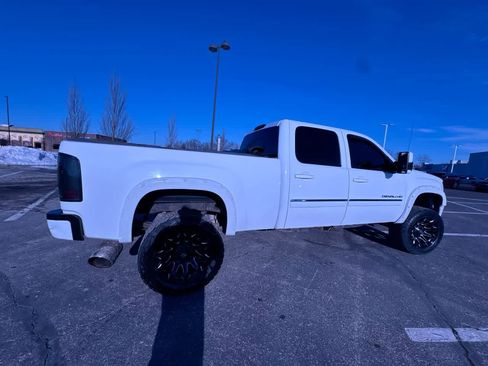 Used 2013 GMC Sierra 2500 Denali w/ Suspension Package, Off-Road image 3