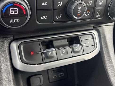 Used 2023 GMC Acadia SLT w/ Elevation Edition AWD/4WD image 16