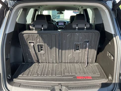 Certified 2021 GMC Acadia SLE w/ Driver Convenience Package AWD/4WD image 21