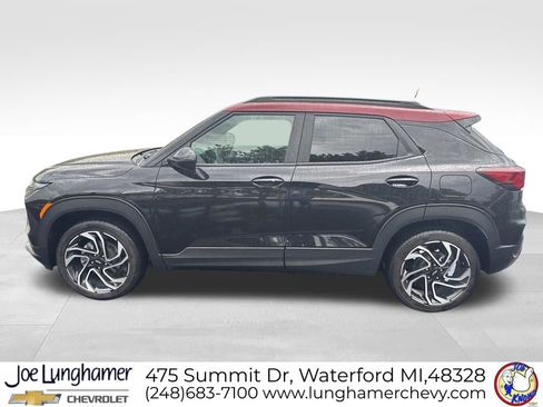 Used 2024 Chevrolet TrailBlazer RS w/ Convenience Package AWD/4WD image 8