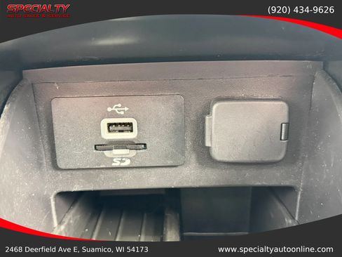 Used 2016 Ford Explorer Limited w/ Equipment Group 301A AWD/4WD image 40