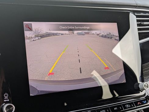 Used 2022 Jeep Wagoneer Series III w/ Premium Group I image 21