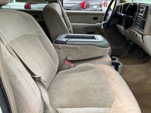 Used 2002 Chevrolet Suburban LS RWD image 17