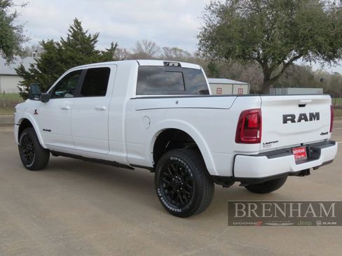 Used 2026 RAM 2500 Limited AWD/4WD image 6