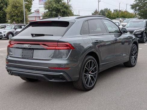 Used 2021 Audi Q8 Premium Plus w/ Premium Plus Package image 3