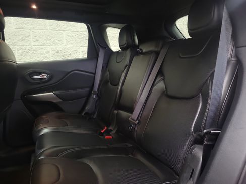 Used 2020 Jeep Cherokee High Altitude image 10