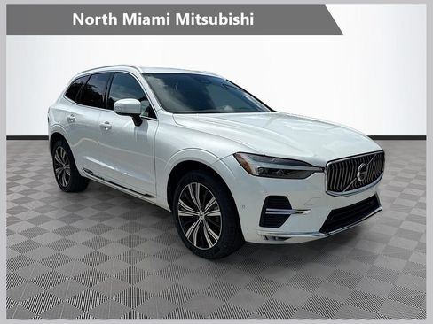 Used 2023 Volvo XC60 B5 Plus FWD image 1