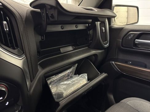 Used 2022 Chevrolet Silverado 1500 RST w/ Z71 Off-Road Package image 29