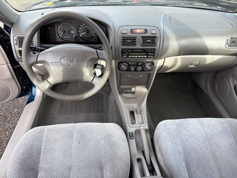Used 2000 Toyota Corolla CE image 18