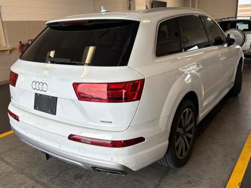 Used 2018 Audi Q7 2.0T Premium Plus w/ Premium Plus Package AWD/4WD image 4