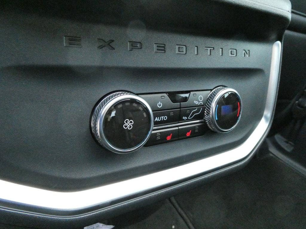 New 2027 Ford Expedition Platinum w/ Stealth Performance Package AWD/4WD image 17