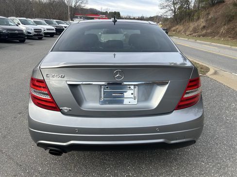 Used 2014 Mercedes-Benz C 250 Sedan image 5